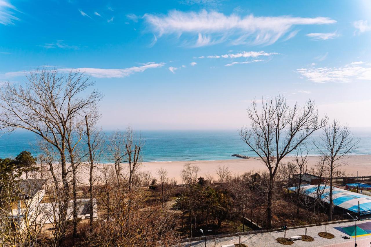 Amaris Aparthotel Eforie Bagian luar foto