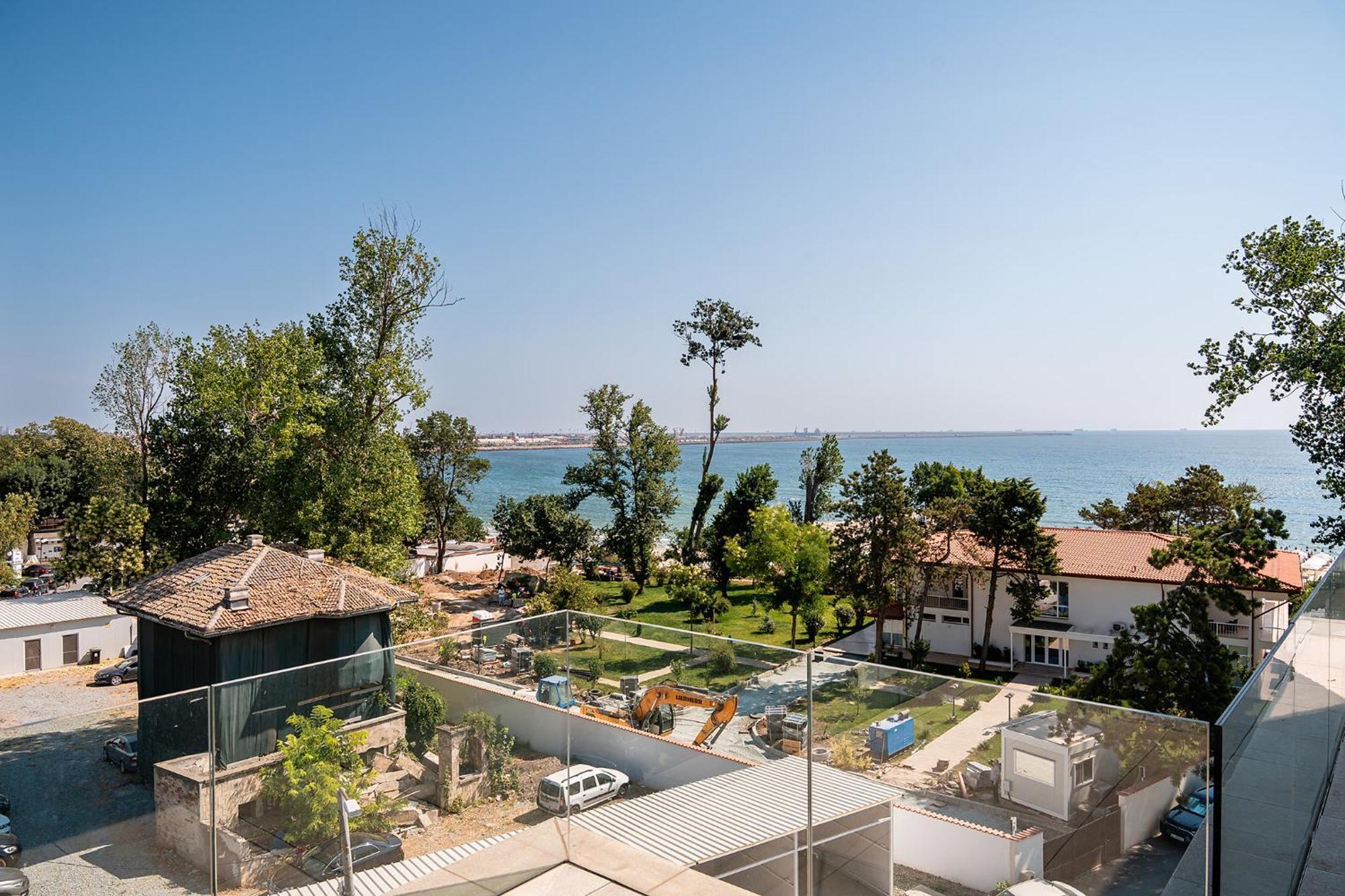 Amaris Aparthotel Eforie Bagian luar foto